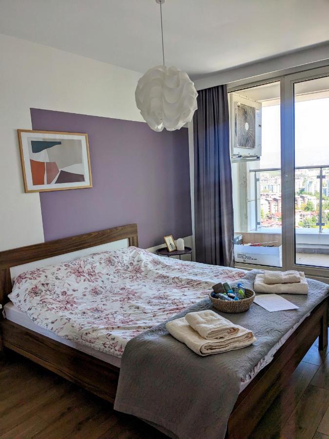 Sky Side Luxury Condo Skopje Esterno foto